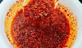 辣椒油的制作方法视频,一招解锁香辣美味